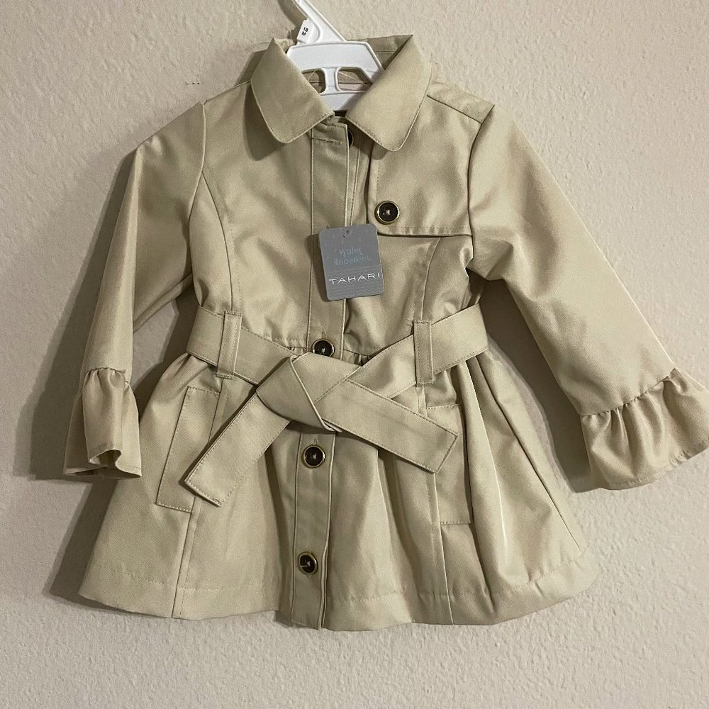 Tahari Water Resistant Rain Coat in Tan New with tags size 18m